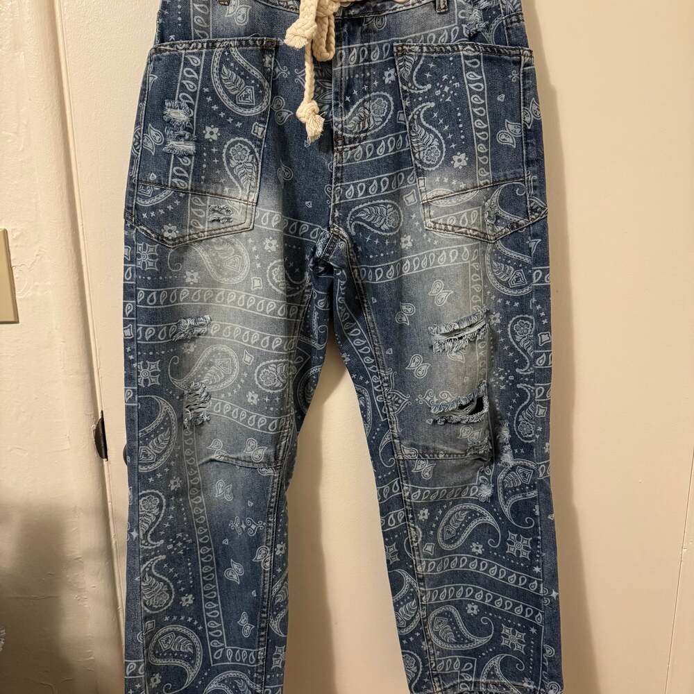 NWOT OLI AND HALI WASHED PAISLEY PATCH PRINT DENIM –